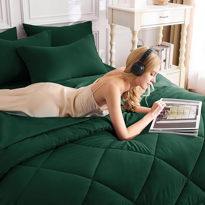 CozyLux Oversized King Comforter Set Emerald Green, 7 Pieces Bed in a Bag Comforter Set with Sheets, All Season Bedding Set with Down Alternative Comforter, Sheets, Pillowcases & Shams