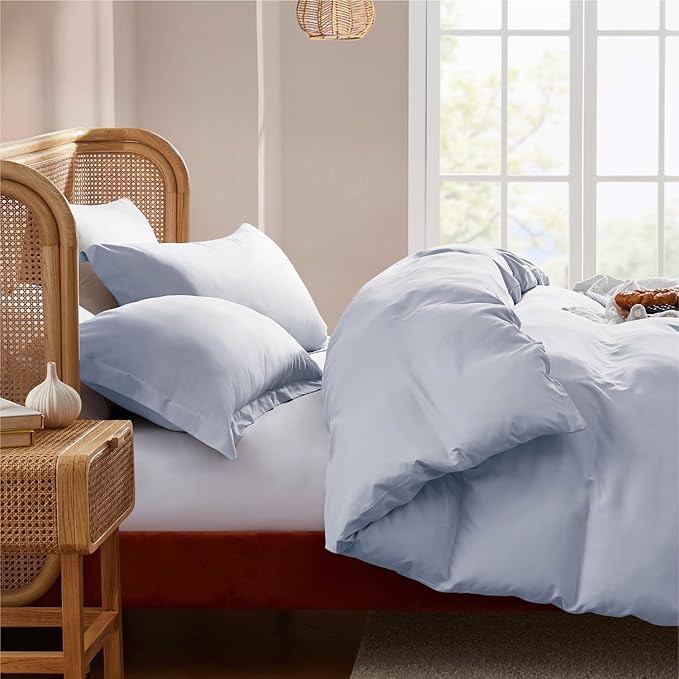 Nestl Full Duvet Cover Set with Comforter Insert - Ice Blue 4 Piece 80x90 Duvet Cover & 2 Pillow Shams with White Quilted Down Alternative Comforter, Ultra Soft, All Season