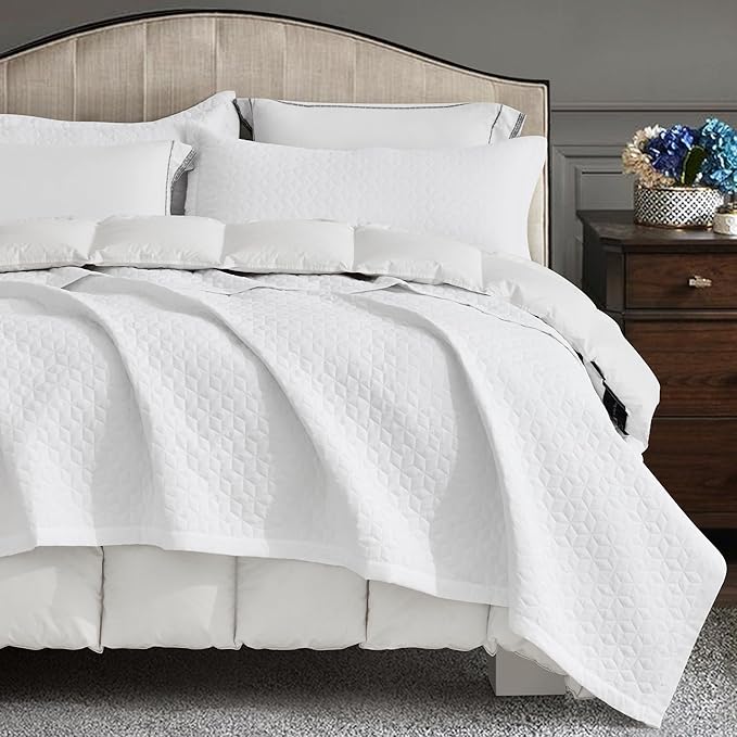Oversized King Bedspread 128x120 Extra Wide, Modern & Contemporary Look, Lightweight Bedding Cover, Reversible, 5 Piece, 100% Microfiber, Pure White