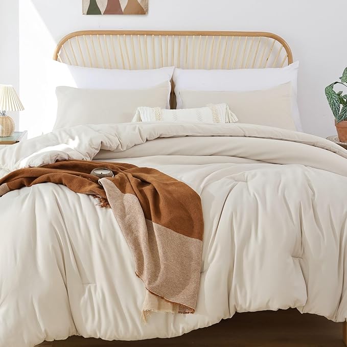 ROSGONIA Comforter Full Size for Girls Boys Teens Beige, 3pcs (1 Boho Comforter & 2 Pillowcases), Lightweight Dorm Bedding Soft All Season Bed Set