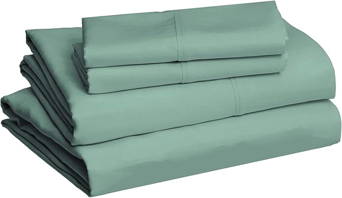 Amazon Basics Lightweight Super Soft,Breathable Easy Care Microfiber 4-Piece Bed Sheet Set with 14-Inch Deep Pockets,Queen,Emerald Green,Solid,(Pack of 4)