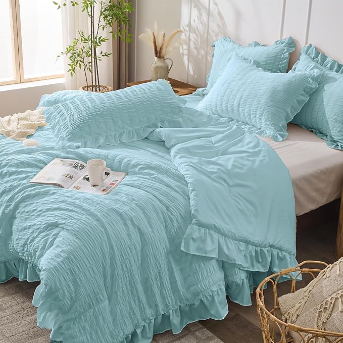 JOLLYVOGUE Light Blue King Size Comforter Set, 3 Pieces Seersucker Comforter King Size, Lightweight & Fluffy Bedding Sets for All Season with 1 Ruffle Comforter and 2 Ruffle Pillowshams