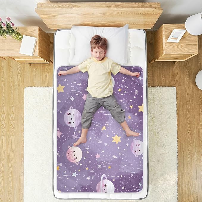 Waterproof Bed Pad Reusable Changing Pad Toddler Mattress Protector Large Pee Pad Baby Diaper Pad Soft Washable Liner Purple Cute Planets Stars