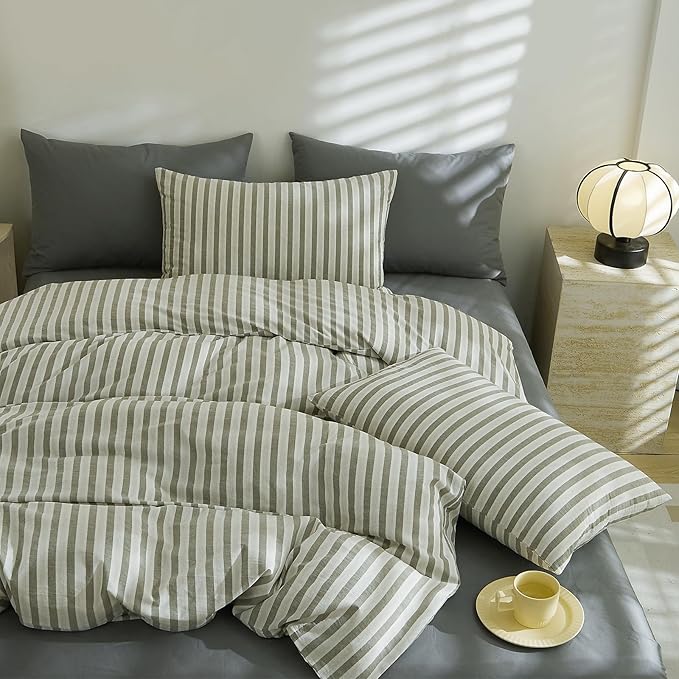 King Comforter Set Grey Striped Comforter Set, Reversible 3 Pieces Striped Bedding Set for All Seasons, Retro Stripes Pattern Printed Comforter with 2 Pillowcases Fluffy Soft Lightweight Bed Set