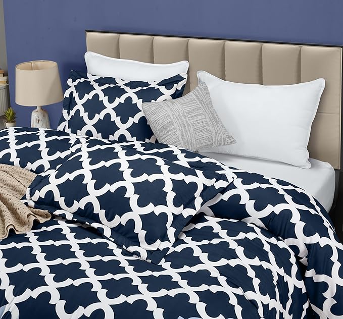 Printed Comforter Set (Queen, Navy) with 2 Pillow Shams - Luxurious Soft Brushed Microfiber - Goose Down Alternative Comforter by Utopia Bedding