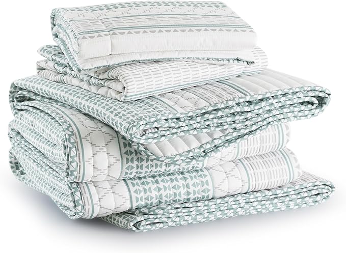 Bedsure Striped Quilt King Size - Blue & Grey Reversible Quilt Bedding, Microfiber Lightweight Bedspread, Striped Pattern Coverlet for All Seasons (106"x96")