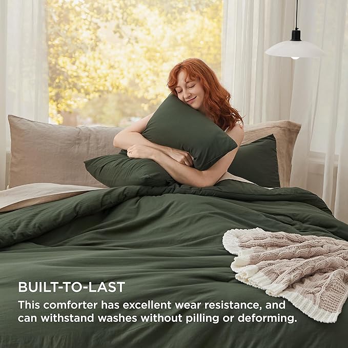 Bedsure Oversized King Comforter Set, Dark Green Soft Prewashed Bedding for All Seasons, 3 Pieces GentleSoft™ Bed Set, 1 Lightweight Comforter (120"x98") and 2 Pillowcases (20"x36")