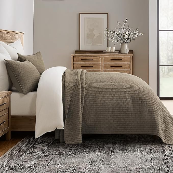 EVERGRACE Cross Stitch Pre-Washed Cotton Quilt Bedding Set Queen Size, Oversized 3 Pieces Lightweight Bedspread Coverlet for All Season, with 2 Matching Shams, Mocha Brown, 92"x96"