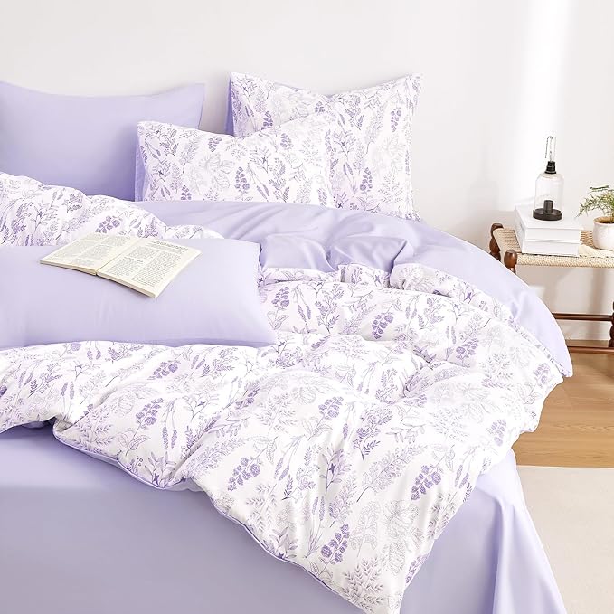 Wake In Cloud - Floral Duvet Cover Set, Botanical Vintage Flower Coquette Cottagecore Aesthetic for Women Teen Girls, Soft Lightweight Bedding, 3-Piece, Lilac, Queen Size