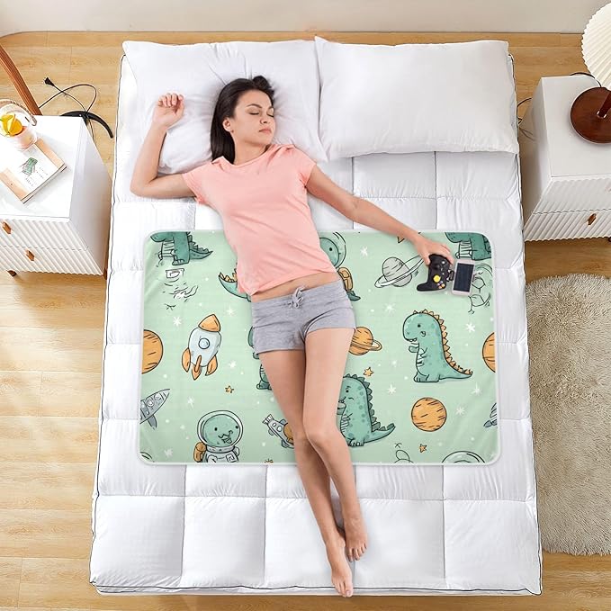 Waterproof Bed Pad Reusable Changing Pad Toddler Mattress Protector Large Pee Pad Baby Diaper Pad Soft Washable Liner Green Planet Dinosaurs