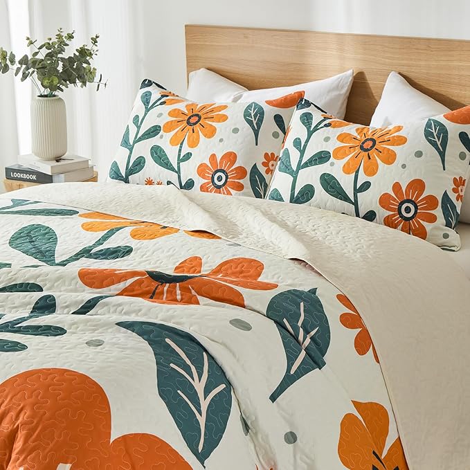 Yogeneg Queen Quilt Bedding Set,White Orange Botanical Pattern Beige Full/Queen Quilt Set,3 Piece Lightweight Soft Summer Bedspread Coverlet with 2 PIillow Shams,All Season(Beige,90"x96")