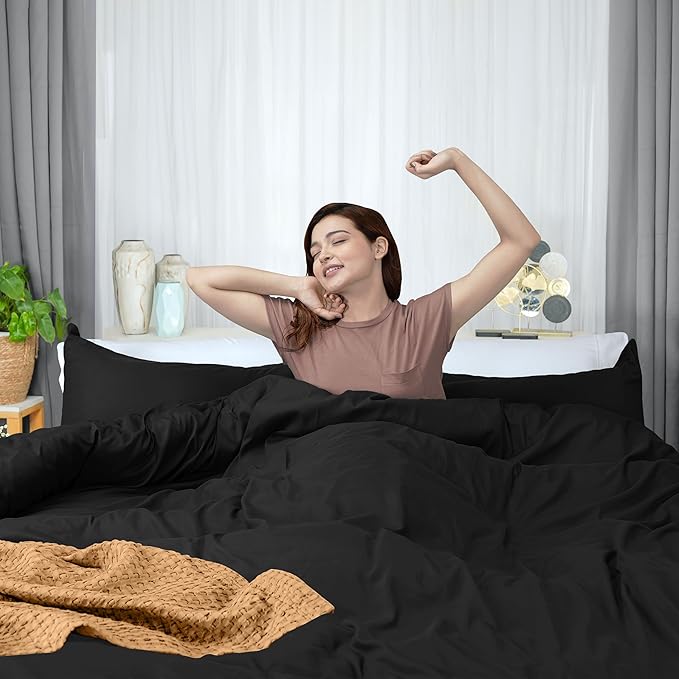 Utopia Bedding Duvet Cover Full Size - 3 Piece with Zipper Closure - 1 Comforter Cover 80X90 Inches & 2 Pillow Shams 20X26 Inches (Black) Comforter Not Included