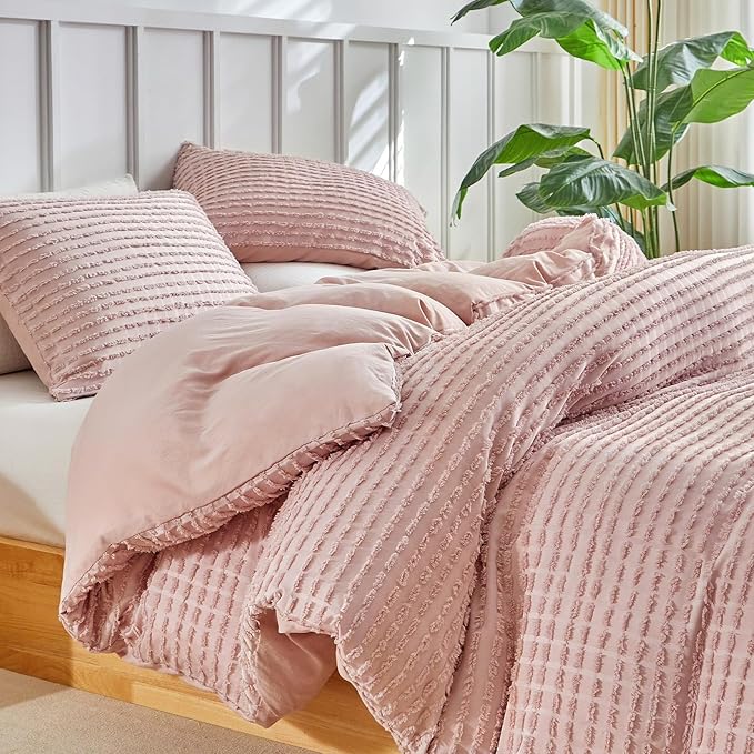 WARMDERN Boho Duvet Cover Set Queen Size, Pink Striped Duvet Cover Microfiber Bedding Set, 3PCS Ultra Soft Breathable Lightweight Tuft Texture Duvet Covers with Zipper Closure(Pink, King)