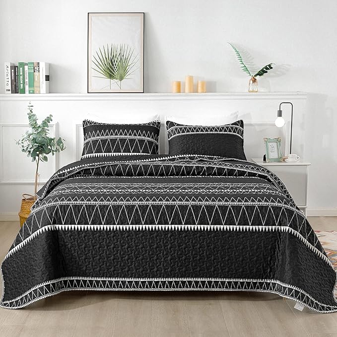 Andency Black Quilt Set California King (112x104 Inch), 3 Pieces(1 Striped Triangle Printed Quilt and 2 Pillowcases), Bohemian Summer Lightweight Reversible Microfiber Bedspread Coverlet Sets