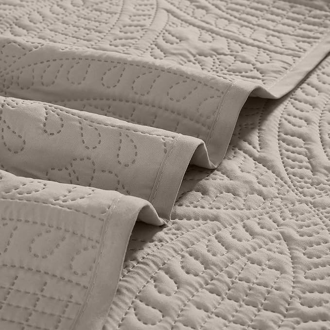 Mellanni Twin Bedspread Coverlet Set - Bedding Cover with Sham - Ultrasonic Quilting Technology - 2 Piece Oversized Quilt Set - Bedspreads & Coverlets (Twin, Beige)