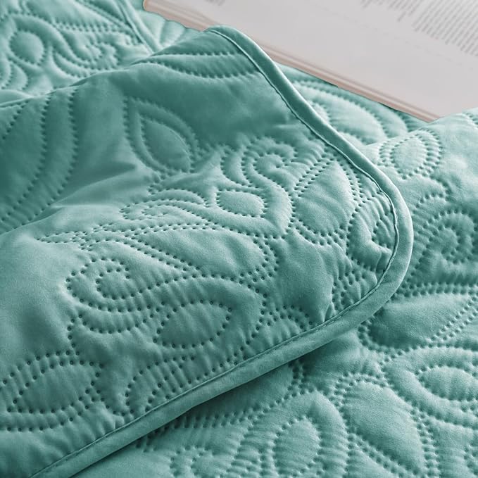 Whale Flotilla Soft Queen Quilt Bedding Set for All Seasons, Vintage Damask Ultrasonic Full Size Quilts Set, Lightweight Reversible Bedspread, Coverlet, Bed Cover with 2 Pillow Shams, Turquoise Green