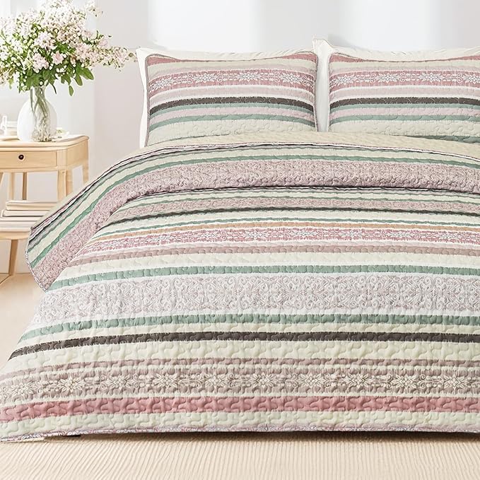 Exclusivo Mezcla Reversible Boho Quilts King Size, Pink Bedspreads Lightweight Coverlet All Season Bohemian Quilt Bedding Set with Printed Striped Floral Pattern (1 Quilt, 2 Pillow Shams)