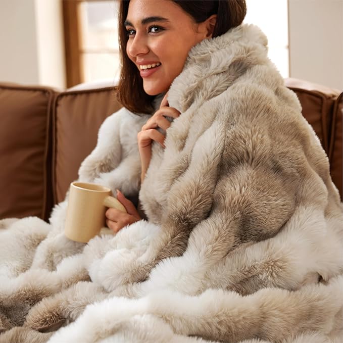 Bedsure GentleSoft Fluffy Fuzzy Twin Blanket, Soft Cozy Fleece Faux Fur Blanket, Pink Decorations Minky Velvet Couch Cover, Thick Warm Plush Women Men Birthday Gifts, 870GSM, Tie-dye Taupe