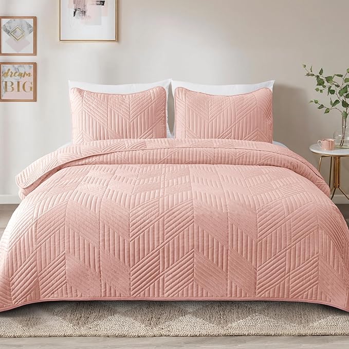 Exclusivo Mezcla Ultrasonic Full Queen Quilt Bedding Set, Lightweight Blush Pink Bedspreads Soft Modern Geometric Coverlet Set for All Seasons (1 Quilt and 2 Pillow Shams)
