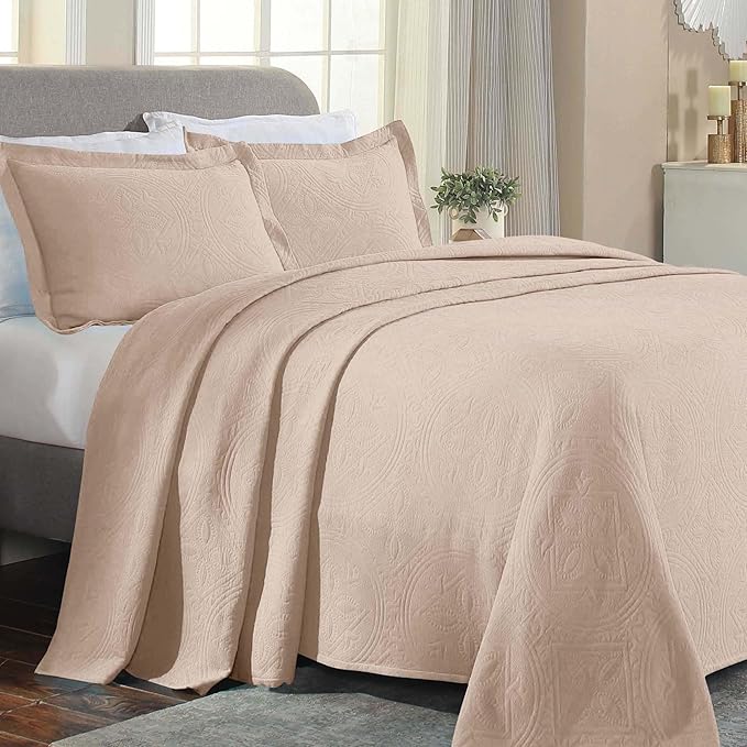 Superior 2 Piece Celtic Circles Cotton Bedspread Set, Decorative Bed Spread, Home Bed Decor, 1 Pillow Sham, Medium Weight Blanket, Matelasse Coverlet Bedding, Wedding Ring Design, Twin, Bisque