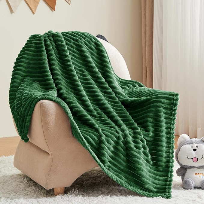 BEDELITE Baby Blankets for Boys Girls 30"x 40" - 3D Ribbed Jacquard Cute Fuzzy Fleece Blanket, Warm and Breathable Soft Cozy Infant Toddler Blanket for Newborn All Seasons Suitable, Dark Green
