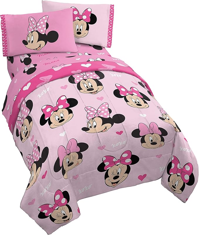 Jay Franco Disney Minnie Mouse Hearts N Love 5 Piece Full Size Bed Set - Includes Reversible Comforter & Sheet Set - Super Soft Fade Resistant Microfiber - (Official Disney Product)