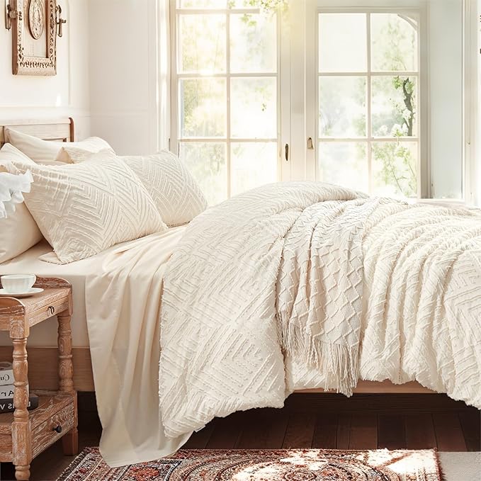 Zzlpp King Comforter Set 7 Pieces, Cream Tufted Bed in a Bag with Comforter and Sheets, All Season Boho Bedding Sets with 1 Comforter, 2 Pillow Shams, 2 Pillowcases, 1 Flat Sheet, 1 Fitted Sheet