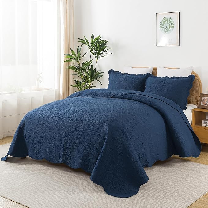 HoneiLife Queen Quilt Bedding Set - Microfiber Quilt Sets for Queen Bed, 3-Piece Lightweight Bedspreads,Reversible Coverlets Rustic Bedlinen Sets, Floral Bedding Set All Season Quilts-Navy