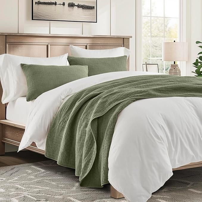 EVERGRACEHOME Cotton Coverlet Set Full Queen Size 3 Pieces, Lightweight Soft Ribbed Matelassé Bedspread Quilt Set, Cozy Oversized Quilted Bedding Set with 2 Pillow Shams for All Seasons, Olive Green