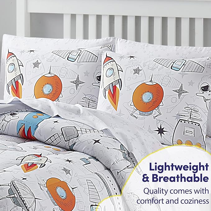Kids Bedding Set Bed in a Bag for Boys and Girls Toddlers Printed Sheet Set and Comforter, Twin, Floating in Space (Pack of 4)