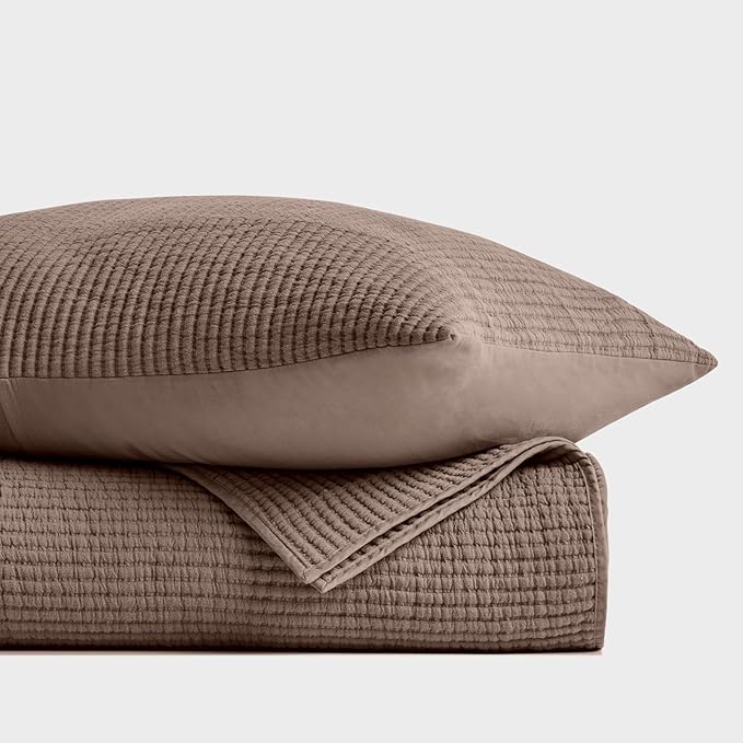 EVERGRACEHOME Cotton Coverlet Set King Size 3 Pieces, Lightweight Soft Ribbed Matelassé Bedspread Quilt Set, Cozy Oversized Quilted Bedding Set with 2 Pillow Shams for All Seasons, Mocha Brown
