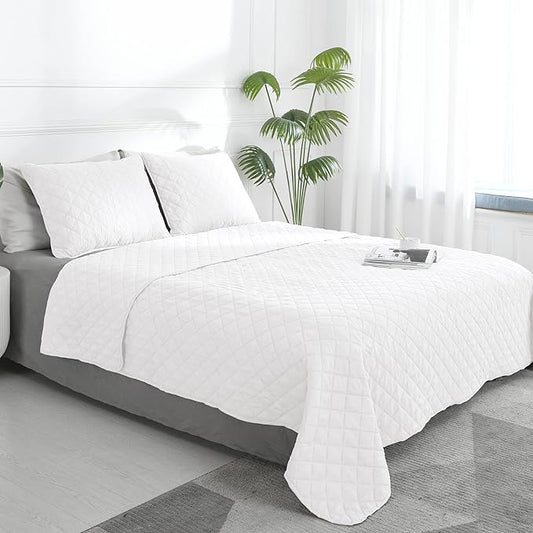 Easy-Going Full/Queen Size Reversible Quilt Set with 1 Quilt and 2 Pillow Shams, Soft Bed Quilt Cover, Water Resistant Lightweight Microfiber Bedspread, Stain Resistant, White/White