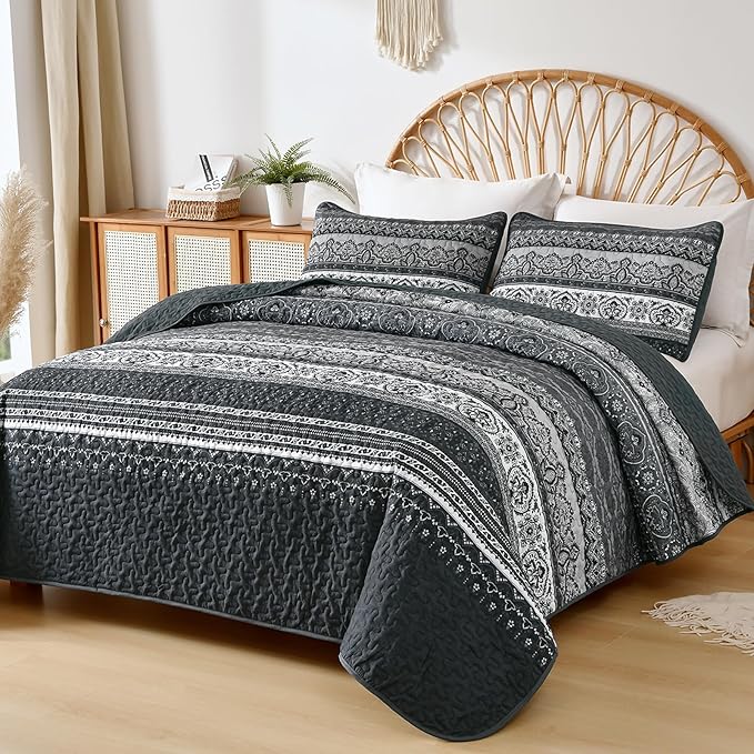 WONGS BEDDING Boho King Quilt Set, Black Bohemian Quilt Bedding Set, Lightweight Bed Decor Bedspread for All Season Reversible Microfiber Coverlet Bedding Set 110"x90"(3 Pieces)