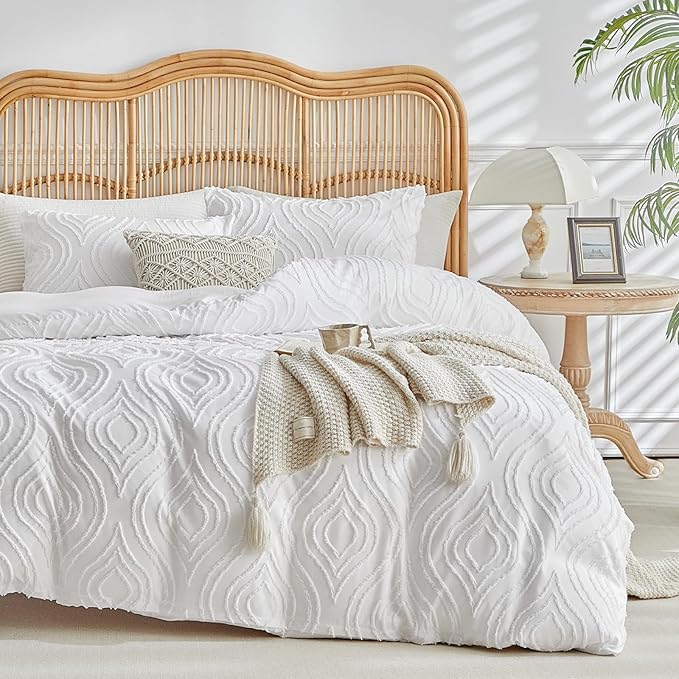 Lekesky White Duvet Cover Queen Size, Boho Tufted Textured Queen Duvet Cover Set 3pcs Ultra Soft Microfiber Breathable Shabby Chic Bedding Sets with Zipper Ties (No Comforter)
