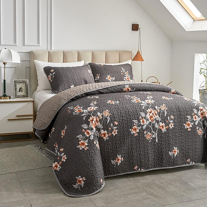 Flysheep 2 Pieces Quilt Set Twin Size, Dark Gray Floral Reversible Bedspread Coverlet Set, Soft Microfiber Lightweight Bed Cover for Kids (68" x 86", 1 Quilt+ 1 Pillow Sham)