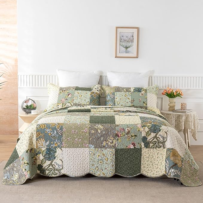 YAYIDAY Oversized King Bedspreads Patchwork Quilt Set (120x118 Inch) - 100% Cotton Reversible Breathable Floral Quilted Coverlet with Pillow Shams Fit All Season