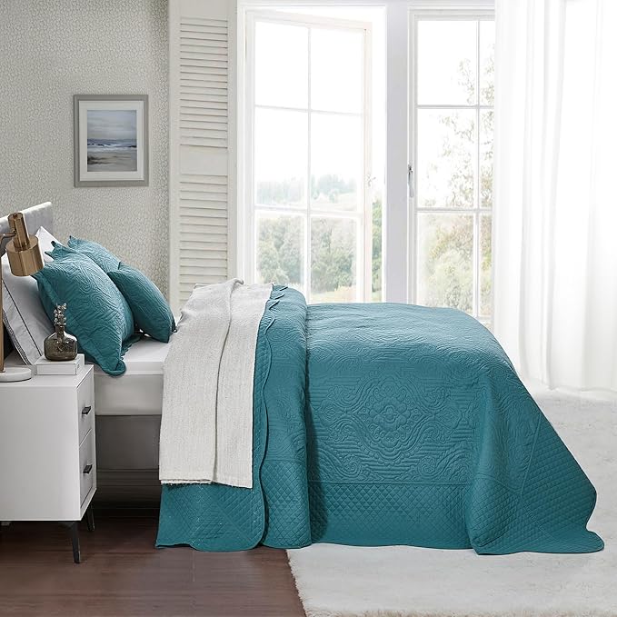 HZ & HY Oversized King Bedspread 138x122 Extra Wide, Ultrasonic Coverlet Bedding Set, Lightweight Thin Comforter, Reversible, 5 Piece, 100% Microfiber, California/Alaskan King, Lagoon