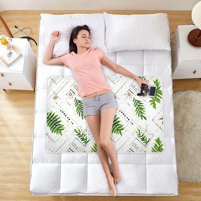 Waterproof Bed Pad Reusable Changing Pad Toddler Mattress Protector Large Pee Pad Baby Diaper Pad Soft Washable Liner Green Boho Leaves