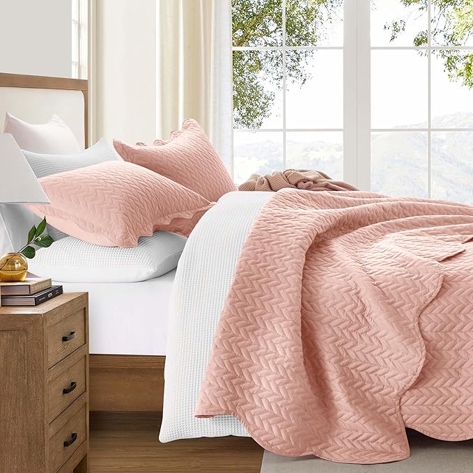 IR Imperial Rooms 8 Pack Quilt King Size Bedding (106" x 96") - Bulk Wholesale for Hotels, Guest Bedroom & Airbnbs - Lightweight Microfiber Reversible Embossed Quilts Bedspread (Peach)