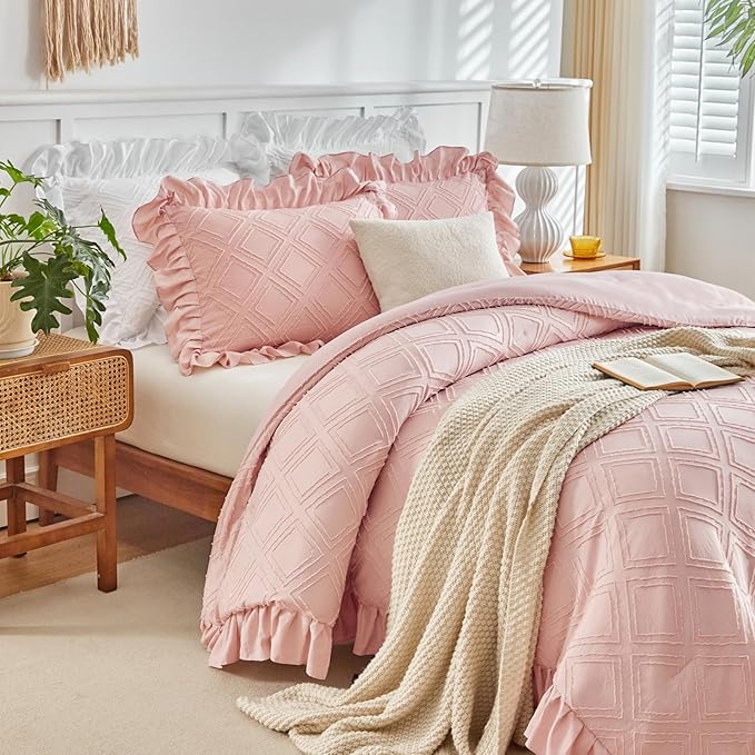 Flysheep Tufted Grids Ruffle Comforter Set Twin Size, 3 Pieces Blush Pink Vintage Farmhouse Shabby Chic Comforters, Jacquard Boho Bohemian Bedding Set for Girls (1 Ruffled Comforter+ 2 Pillow Shams)