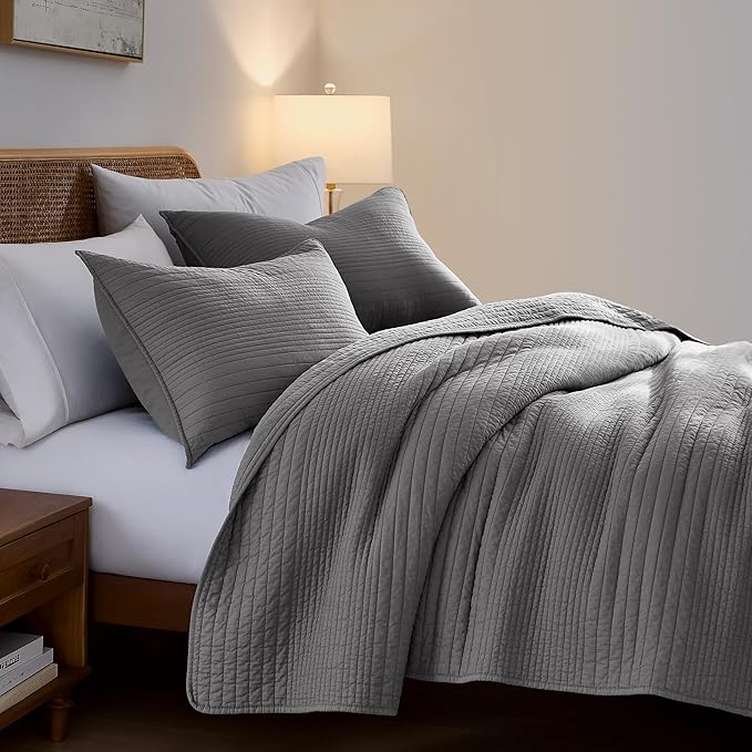 palassio Striped Dark Grey 100% Cotton Quilt Queen Size Bedding Sets, Lightweight Crinkly Channel Pick Stitch Textured Bedspread Soft Shabby Chic Farmhouse Country Coverlet for All Season, 2 Shams