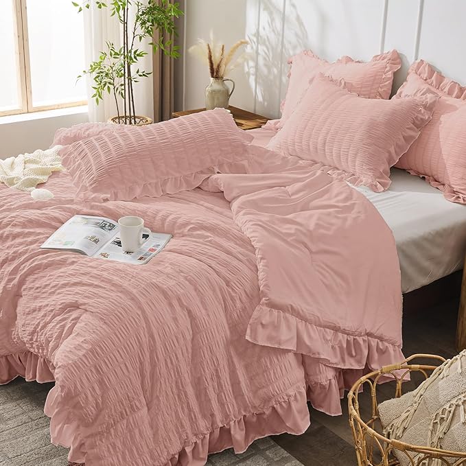 JOLLYVOGUE Twin Size Comforter Set, 2 Pieces Rose Gold Seersucker Lightweight Fluffy Bedding Set, Twin Ruffle Comforter, All Season Soft Microfiber Shabby Chic Bed Set
