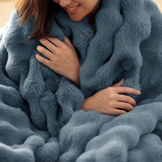 Bedsure GentleSoft Fluffy Fuzzy Twin Blanket, Soft Cozy Fleece Faux Fur Blanket, Pink Decorations Minky Velvet Couch Cover, Thick Warm Plush Women Men Birthday Gifts, 870GSM, Greyish Blue