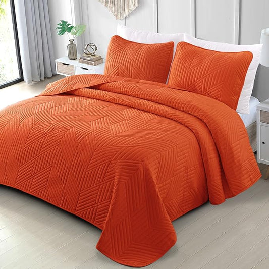 Exclusivo Mezcla Ultrasonic Twin Quilt Bedding Set, Lightweight Burnt Orange Bedspreads Soft Modern Geometric Coverlet Set for All Seasons (1 Quilt and 1 Pillow Sham)