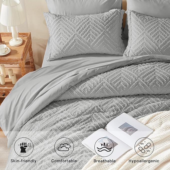 Zzlpp Queen Comforter Set 7 Pieces, Light Grey Tufted Bed in a Bag with Comforter and Sheets,All Season Boho Bedding Sets with Comforter, 2 Pillow Shams, 2 Pillowcases, 1 Flat Sheet, 1 Fitted Sheet