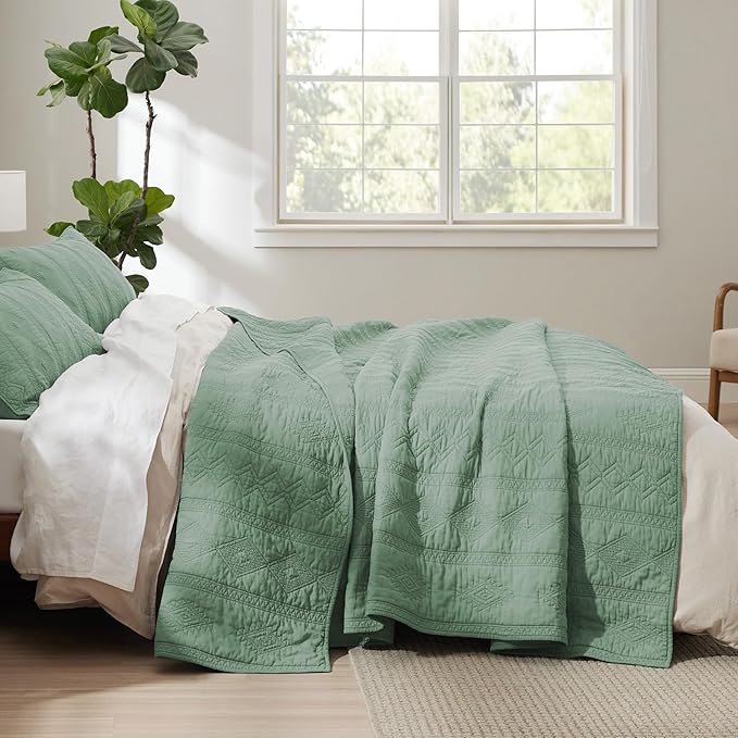 Bedsure 100% Cotton Quilt Set - Lightweight King Bedspread, Sage Green Cozy Bedding Coverlet 3-Piece with Pillow Shams in Geometric Pattern for All Season, 106x96 inches, 100% Cotton Voile