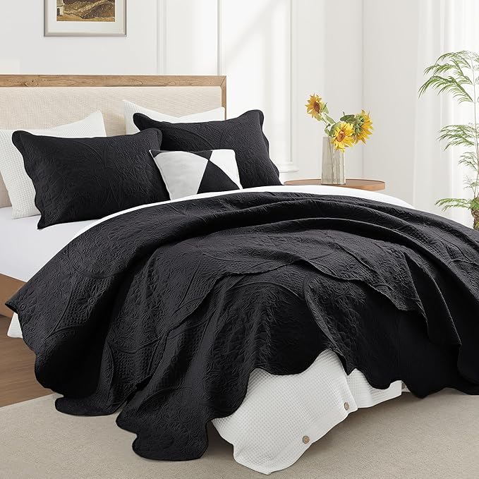 IR Imperial Rooms 10 Pack Twin Quilt Bedding Set (68" x 86") - Bulk Wholesale for Hotels, Guest Bedroom & Airbnbs - Lightweight Microfiber Reversible Floral Embossed Quilts Bedspreads (Black)