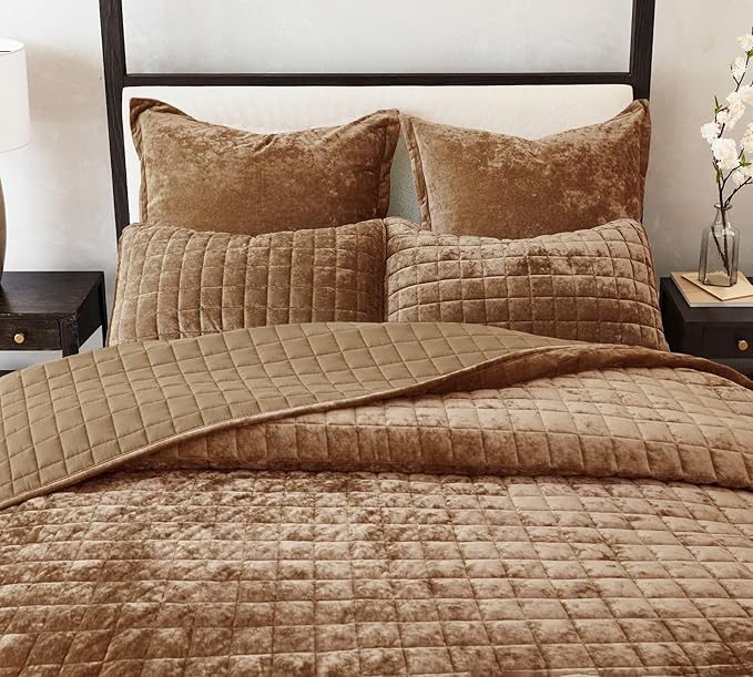 Luxurious Velvet Quilt California King Size Set 106" x118" Ultra Soft Bedding Set Quilted Bedspread Coverlet with 2 Matching Pillow Shams for All Seasons,Caramel