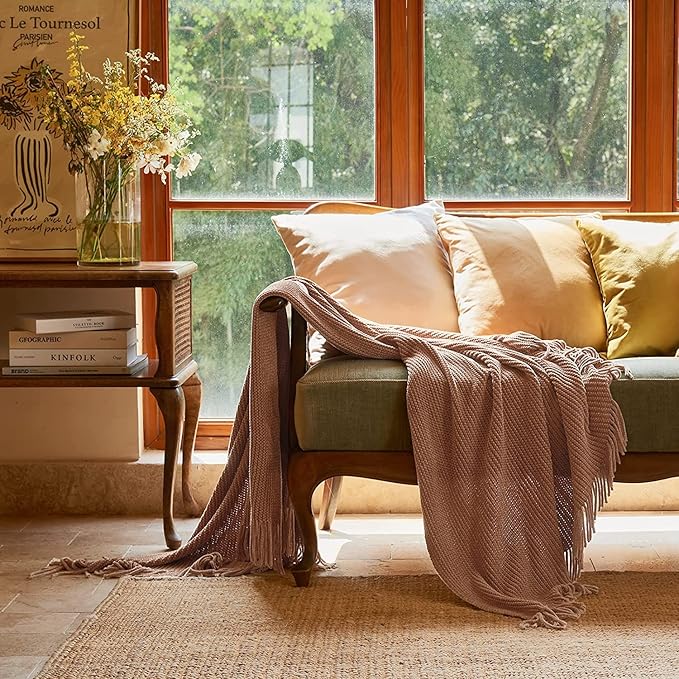 lifein Throw Blanket for Couch, Soft Boho Decor Bed Throw,Cozy Chenille Knitted Small Farmhouse Lightweight Throw (Pink,60 * 80")