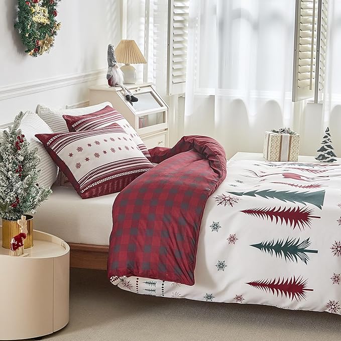 Lekesky Christmas Duvet Cover Queen Size,3 Pieces Reversible Red Plaid Reindeer Snowflake Holiday Bedding Set with Zipper Closure and Corner Ties(1 Duvet Cover 90x90 inches + 2 Pillowcases)